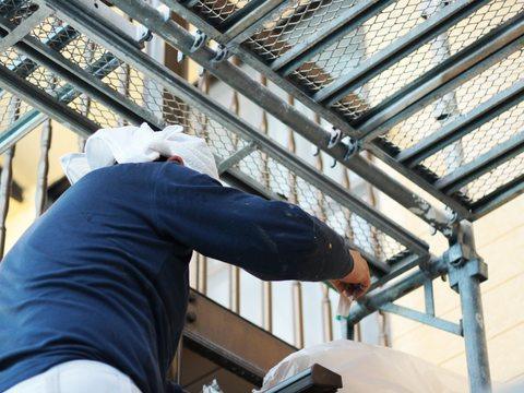 外部足場の作業